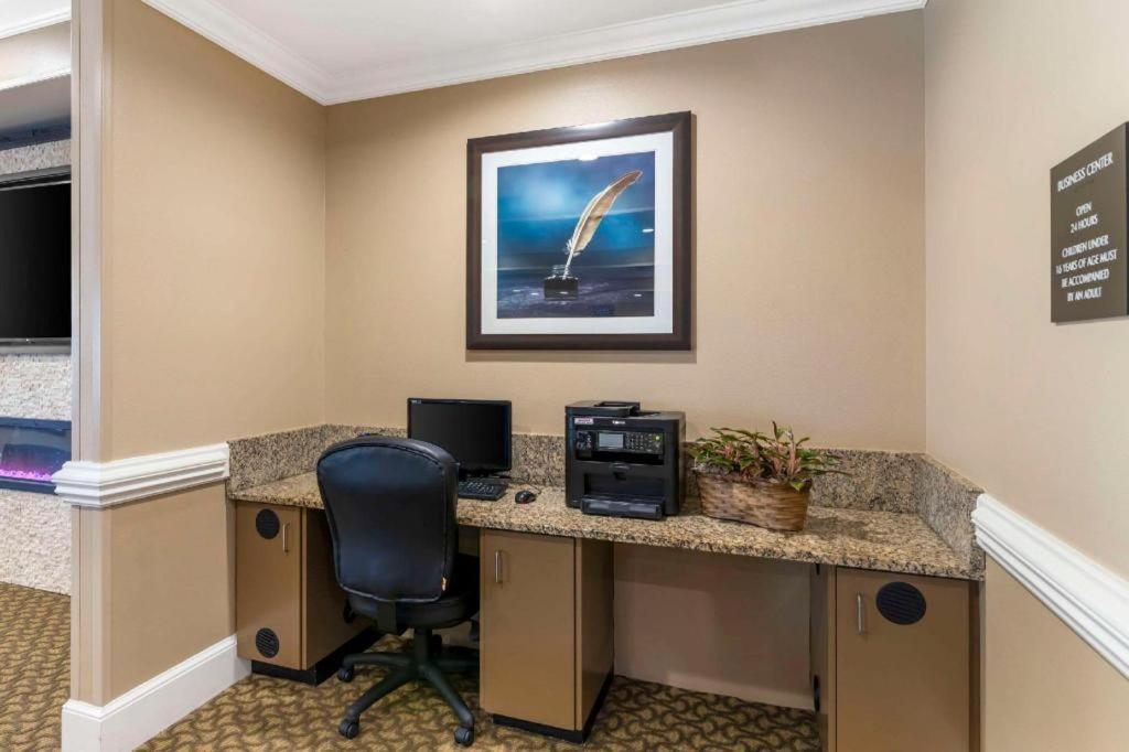 Comfort Inn & Suites Tifton Exterior foto